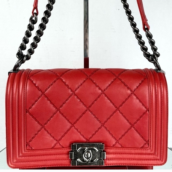 CHANEL Handbags - CHANEL BOY FLAP LEATHER BAG MEDIUM